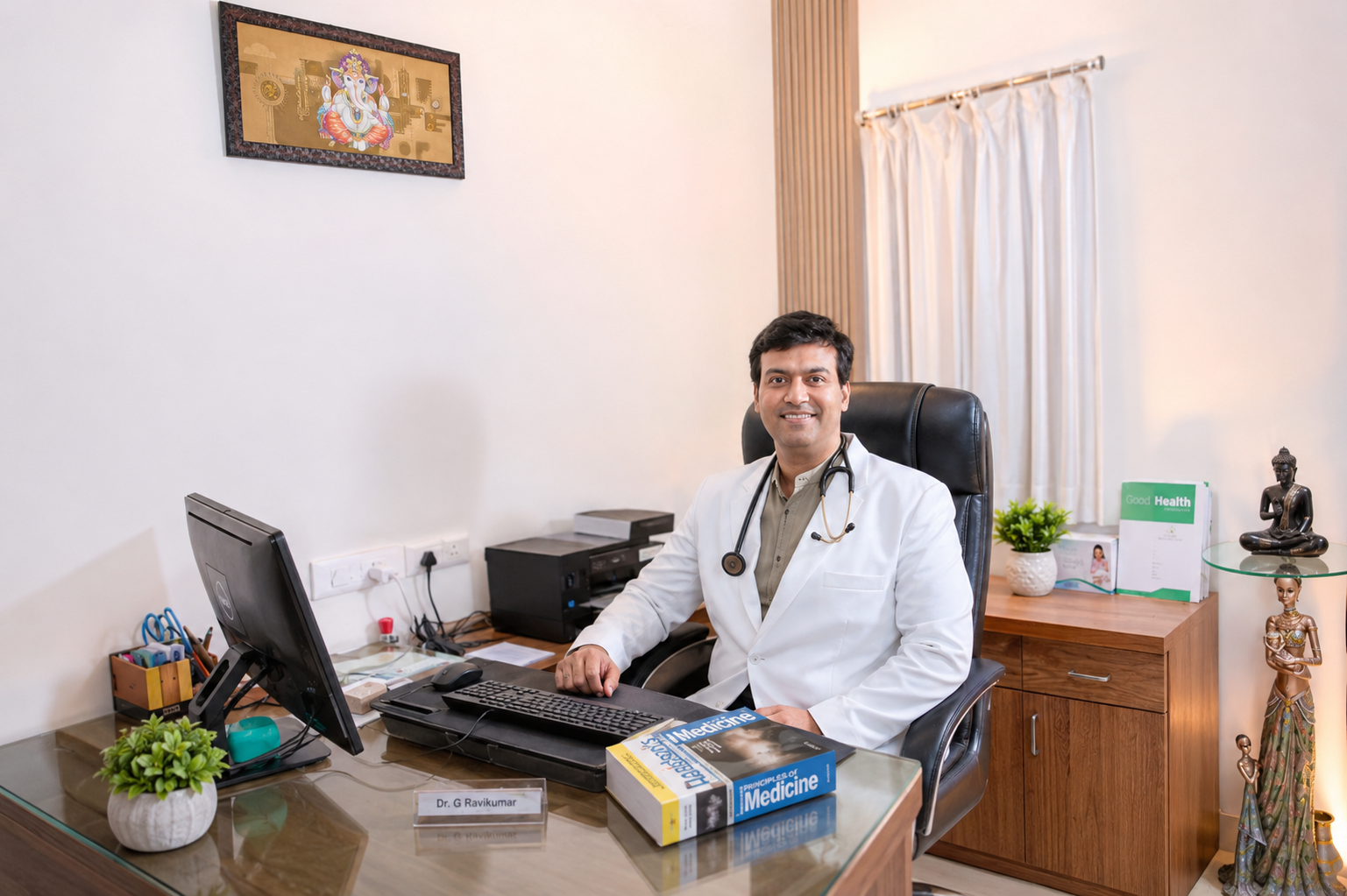Doctor consulting with a patient at Ravi Hospital